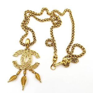 Chanel  Vintage Gold Plated CC Filigree Pendant Spear Dangle Long Necklace